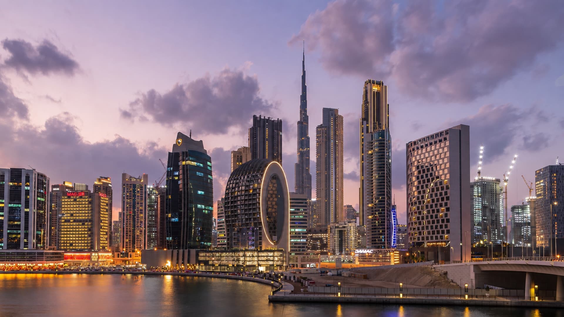 Dubai Business Bay skyline at dusk